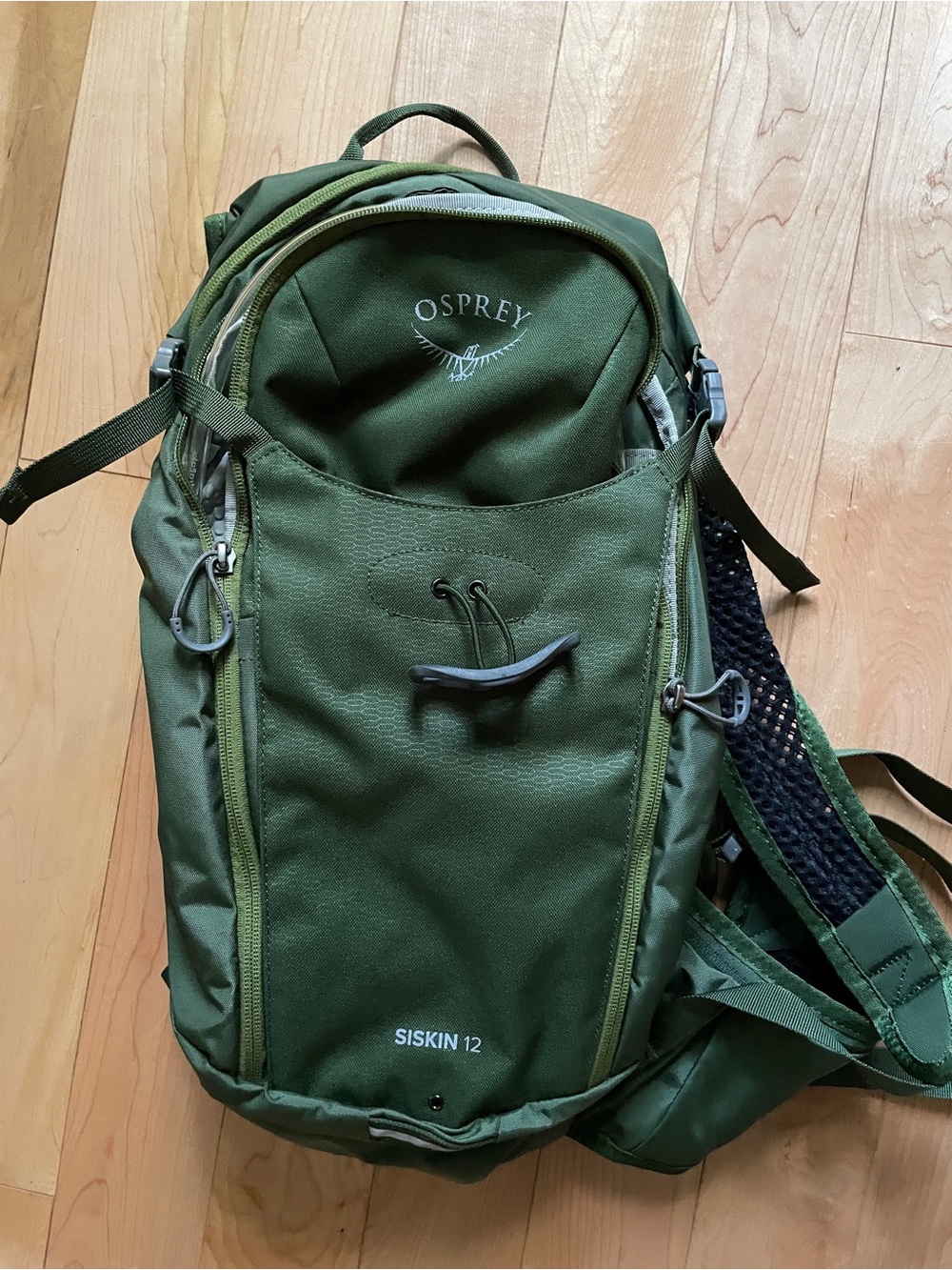 OSPREY Siskin 12 Olive Green Daypack Backpack